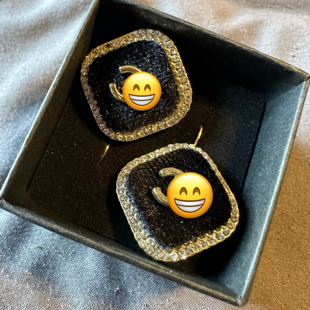Cc Elegant Gold and Black Earrings Huggies